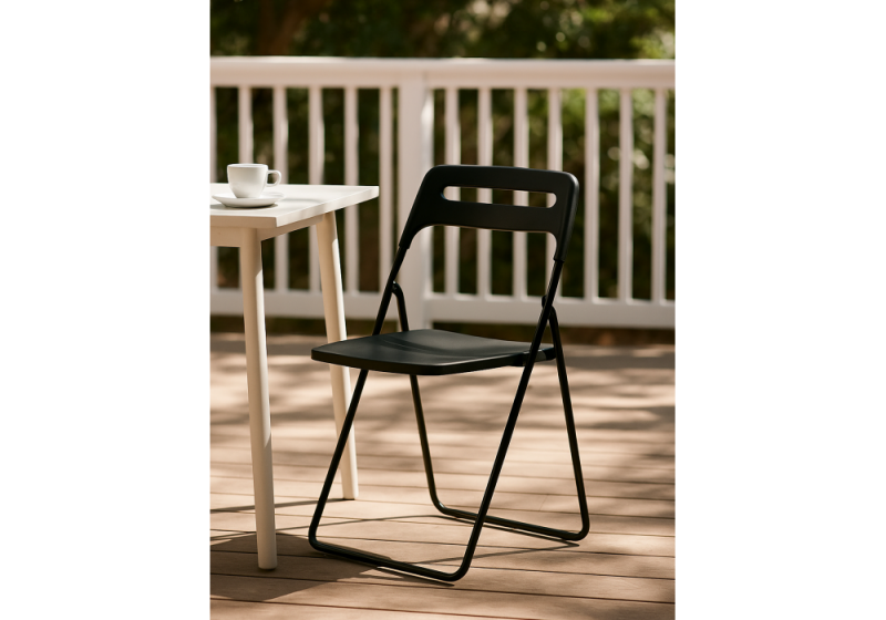 Пластиковый стул Fold складной black (43x46x81)